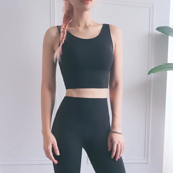 Black Yoga Sport Halter Low Back Crop Top - Picture 6 of 16